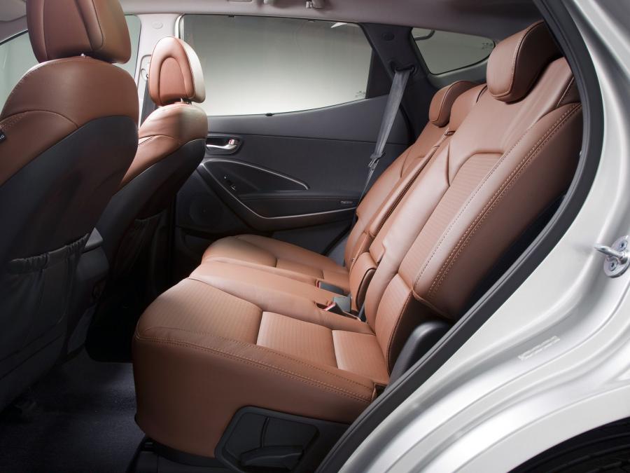 Hyundai Santa Fe 2012 года  (UK) (фото 17 из 21)